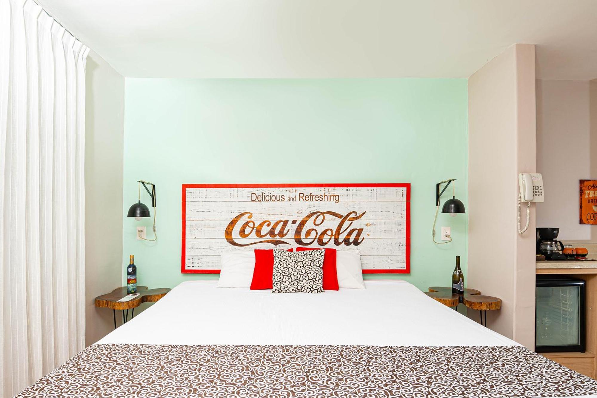 Chingon Anarchy Hotel & Roof Плая-дель-Кармен Экстерьер фото